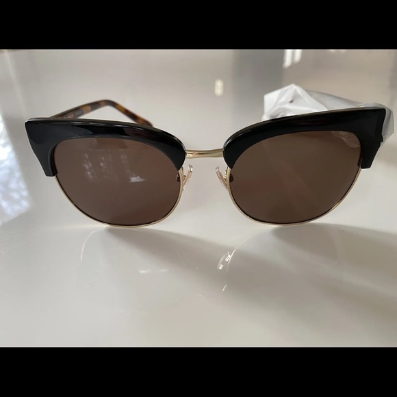 NWT COACH POLARIZED WOMEN'S SUNGLASSES HC8262 MULTI - Picture 7 of 10